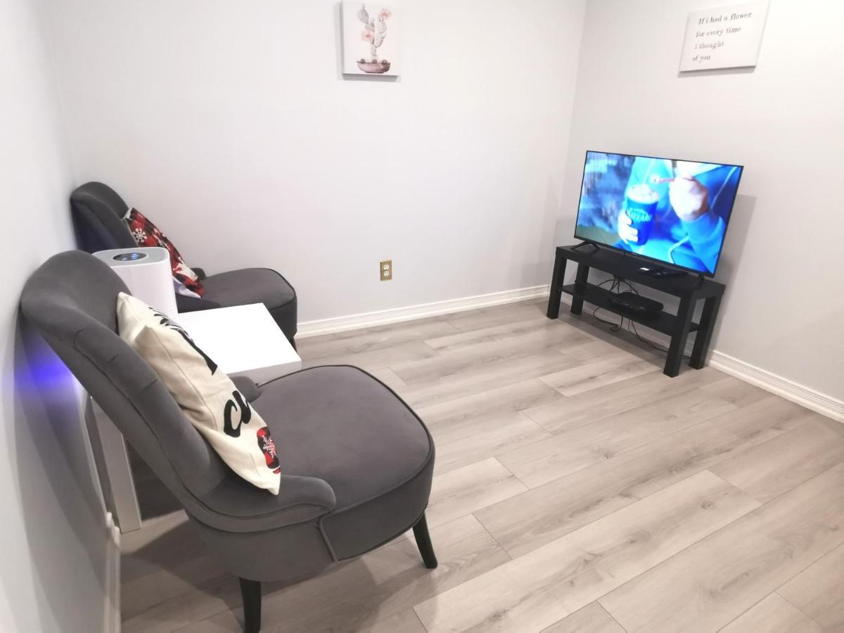 Perfect Location Comfort Private House Lower Level 2 Bedroom Unit Mississauga Luaran gambar