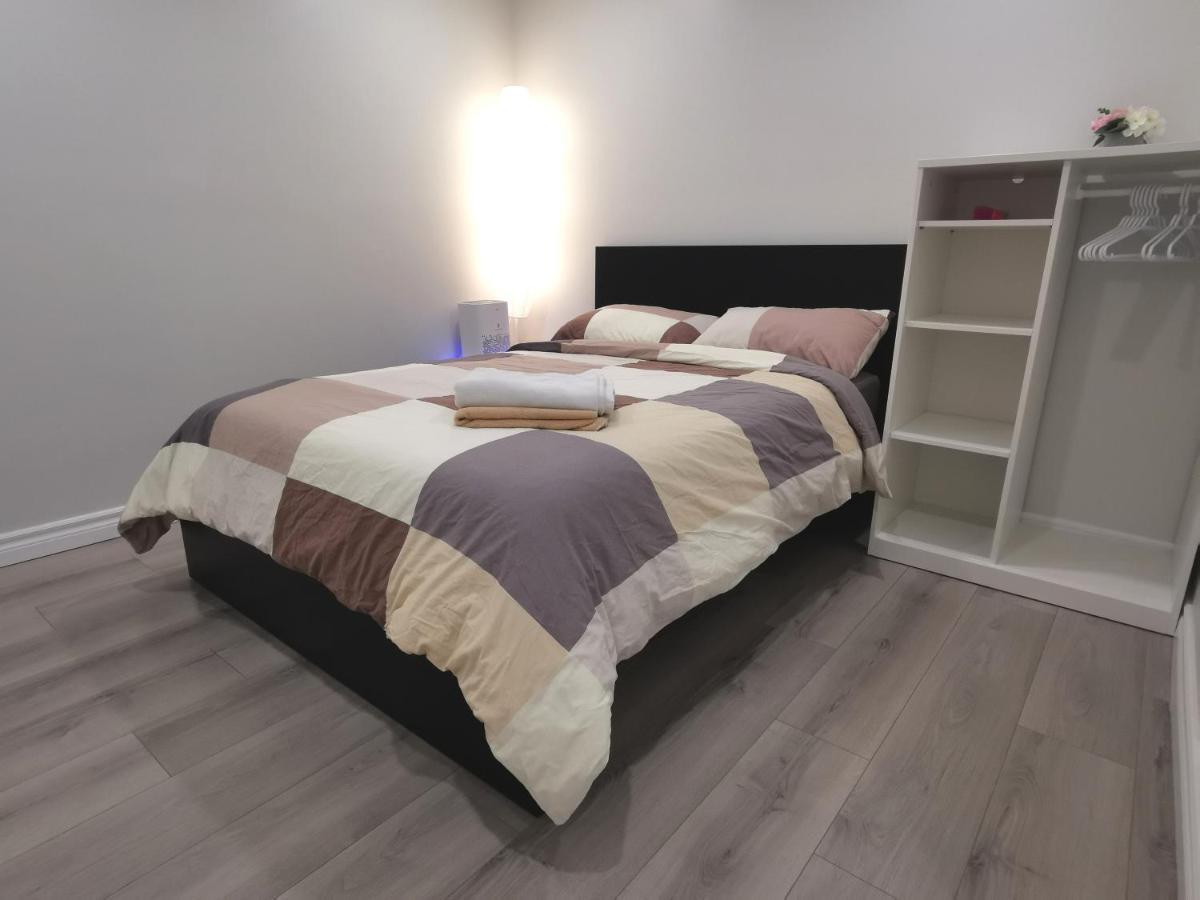 Perfect Location Comfort Private House Lower Level 2 Bedroom Unit Mississauga Luaran gambar