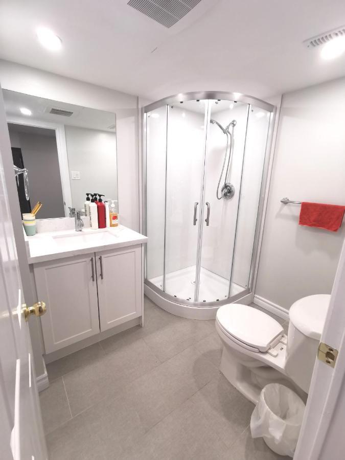 Perfect Location Comfort Private House Lower Level 2 Bedroom Unit Mississauga Luaran gambar