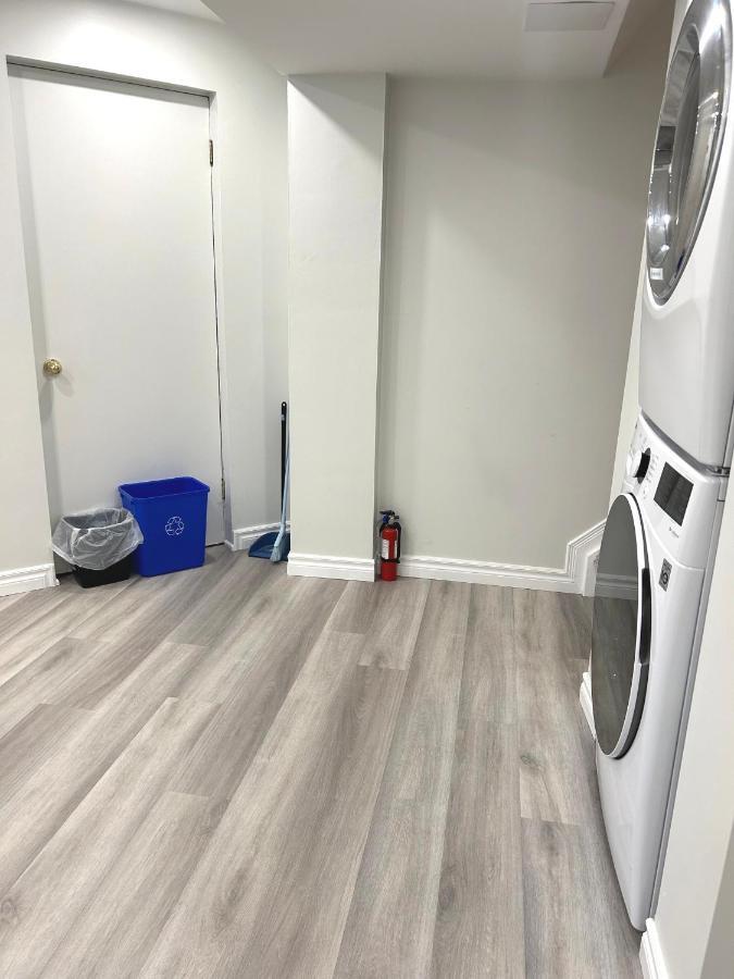 Perfect Location Comfort Private House Lower Level 2 Bedroom Unit Mississauga Luaran gambar